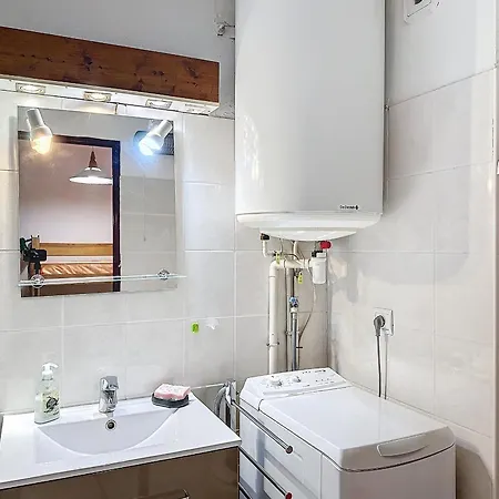 Confort A 2 Pas De La Avec Piscine Et Parking Prive A - Fr-1-715-45 *